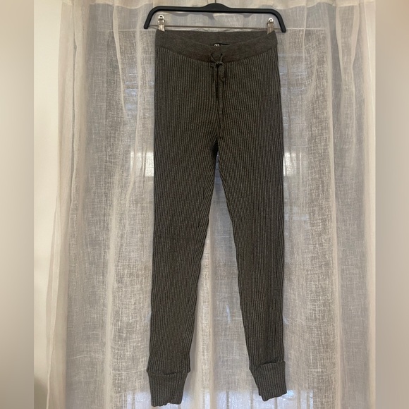 Zara Grey Ribbed Cardi & Leggings Lounge Travel Set - Picture 5 of 7